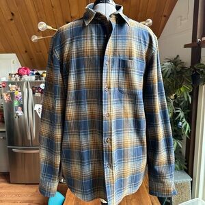 Pendleton Blue and Tan Plaid Wool Button Down Shirt, Size L